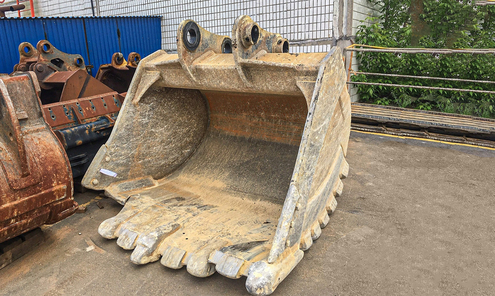 Ремонт карьерного ковша