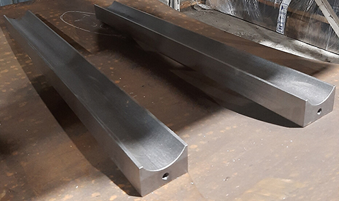 Полуфланец распорной плиты для дробилки Metso