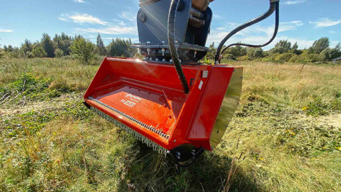 Impulse F4 1600 Standard F в Новгородской области борется с зарослями