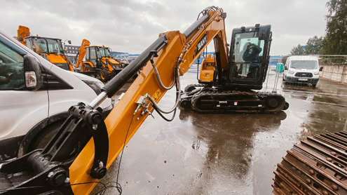 С гидролинией Delta даже мини‑экскаватор готов к большой работе!