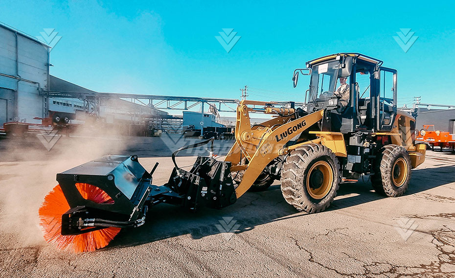 Щетка дорожная Impulse SP2400G гидроповорот с плитой картинка 644530