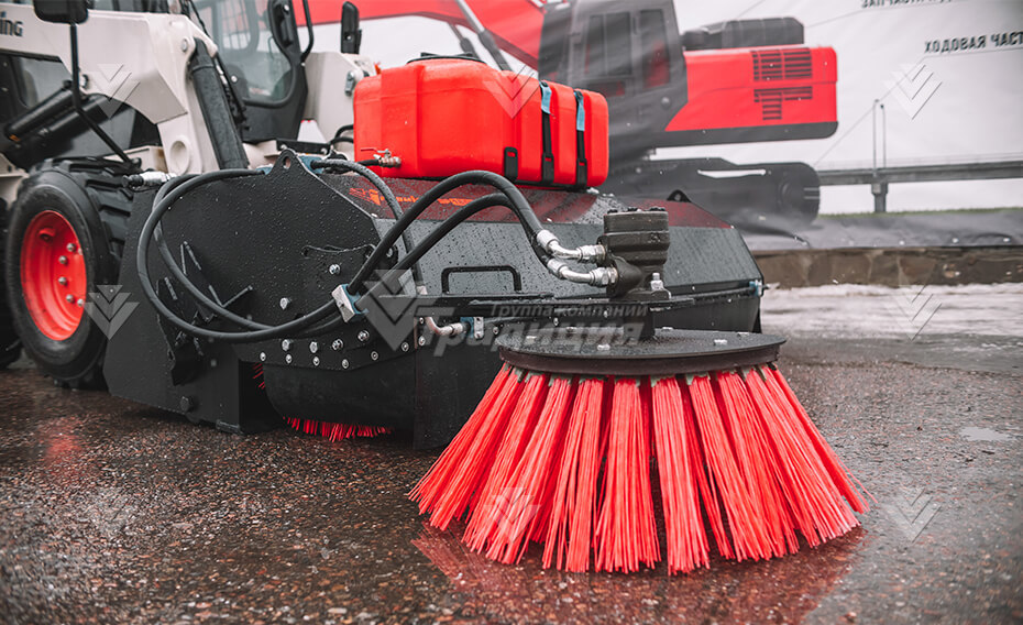 Щетка дорожная коммунальная Impulse SP1850BSL с бункером, системой орошения и бордюрной щеткой картинка 634299