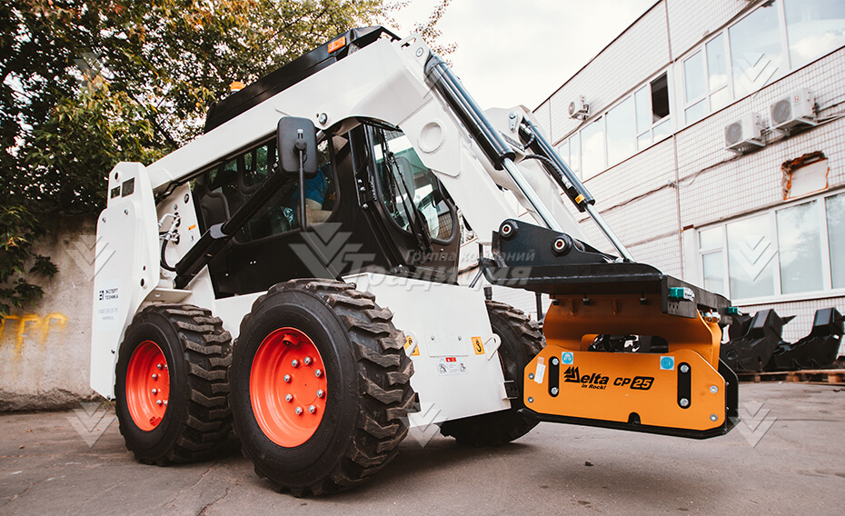Вибротрамбовка Delta CP25 на мини-погрузчик картинка 636552