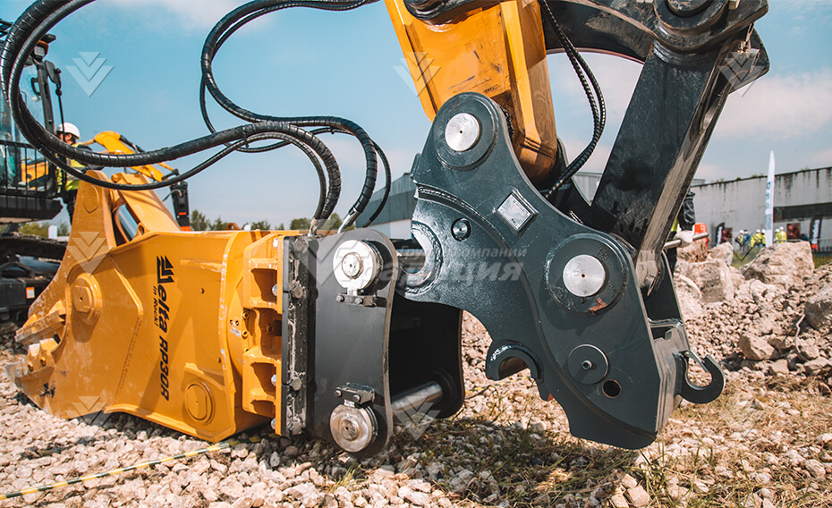 Квик-каплер Delta QC-300 на SANY SY330 картинка 637850