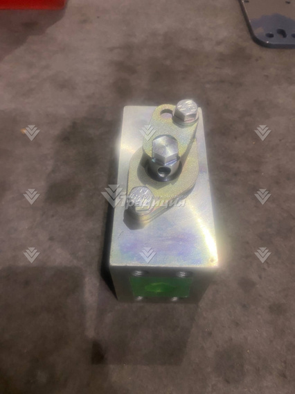 Кран запорный VALVE ASSY 20Y-970-5300 картинка