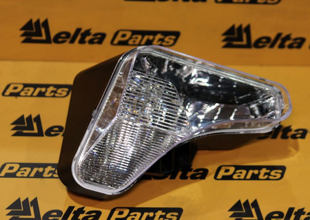 Фара правая Bobcat 7138040