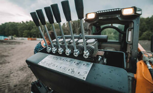 Экскаватор навесной Impulse BL 3000 Bob-Tach