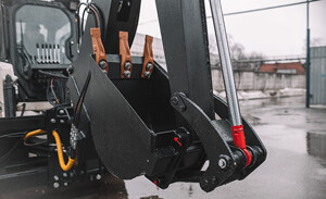 Экскаватор навесной Impulse BL 3000 Bob-Tach