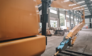 Удлиненное рабочее оборудование High Reach Demolition HRD 85-33