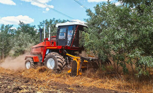 Delta HM4 2000 для трактора Standard F