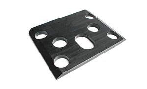 Пластина (SIDE WEARING PLATE) HM550 HRB-124212136413E