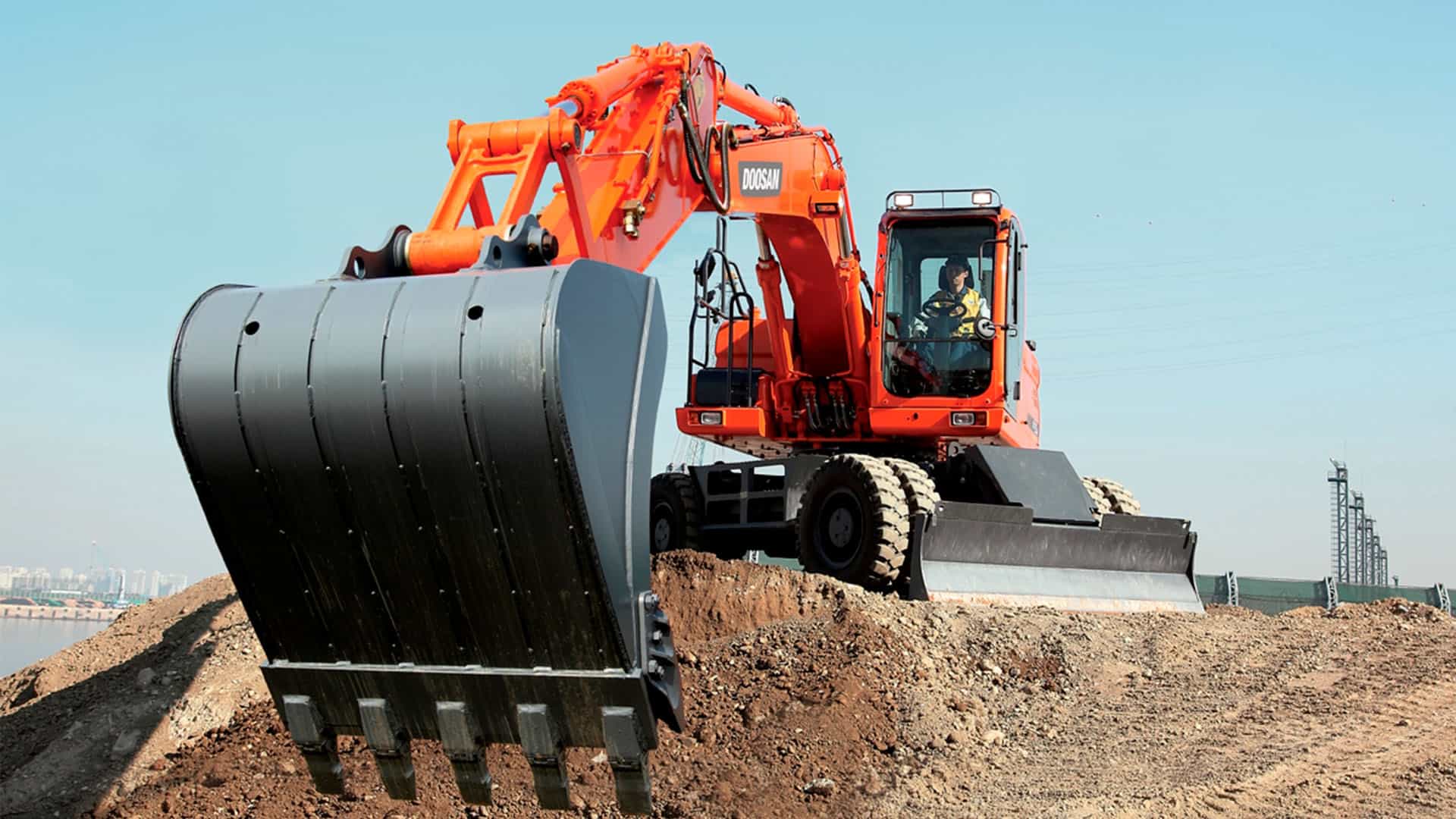 Экскаватор DOOSAN DX190WA