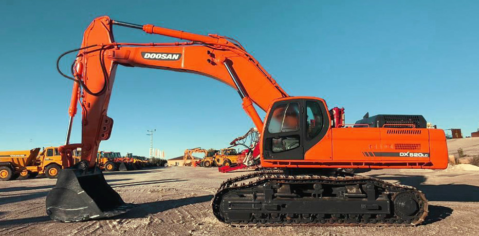 Экскаватор Doosan DX520LCA
