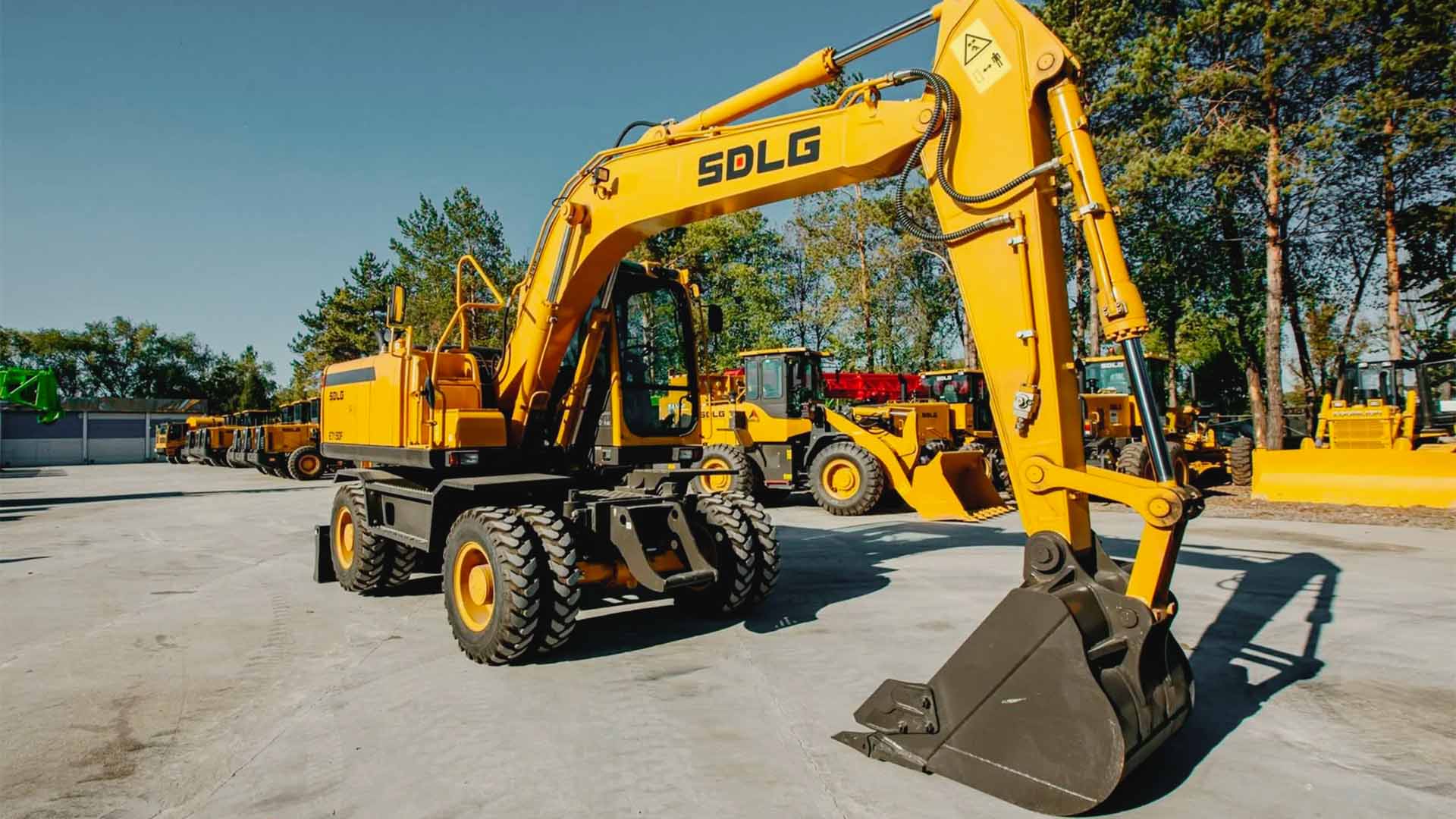 Экскаватор LGCE E7150F