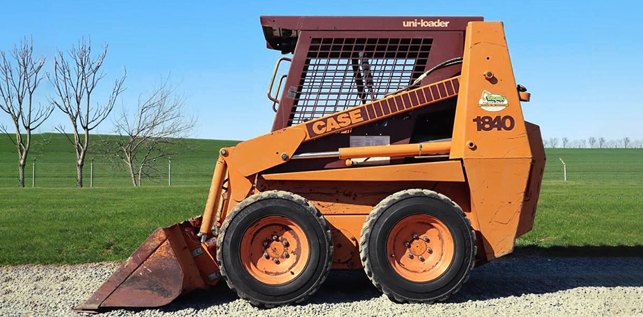 Фото мини-погрузчика Case 1840