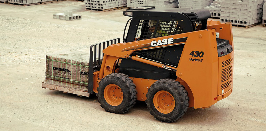 Фото мини-погрузчика Case 430